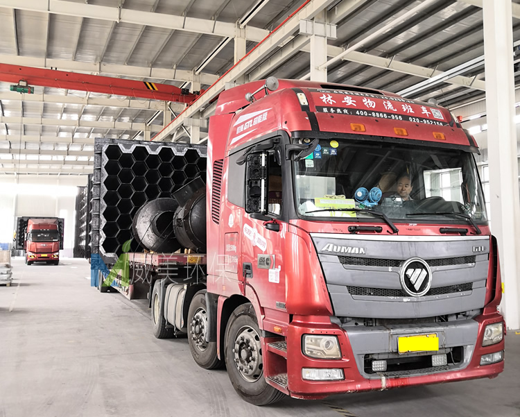 化工行業電除霧器陽極系統發貨